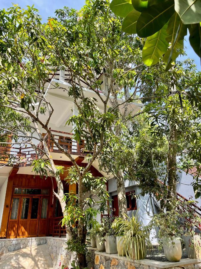 Jungle Escape Hiriketiya Hotel Dickwella Exterior photo