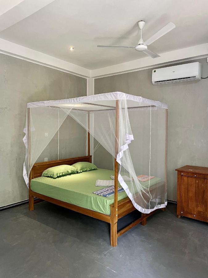 Jungle Escape Hiriketiya Hotel Dickwella Exterior photo