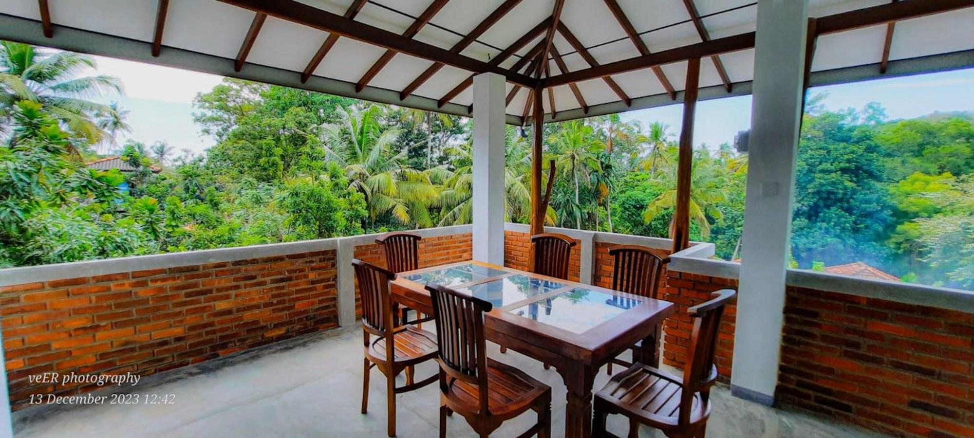Jungle Escape Hiriketiya Hotel Dickwella Exterior photo